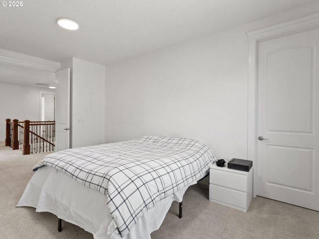 1012 Nw GOODWIN St, Camas, WA 98607