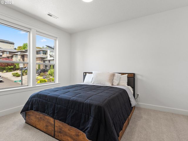 1012 Nw GOODWIN St, Camas, WA 98607