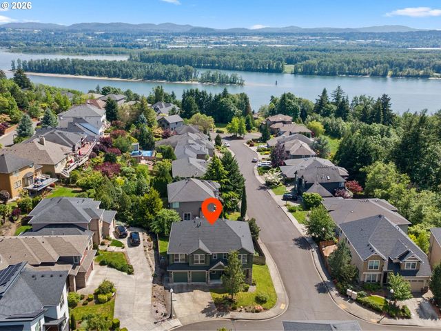 1012 Nw GOODWIN St, Camas, WA 98607