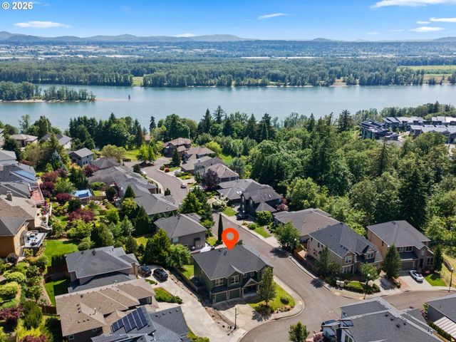 1012 Nw GOODWIN St, Camas, WA 98607