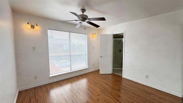 6633 W Airport Boulevard 101, Houston, TX 77035