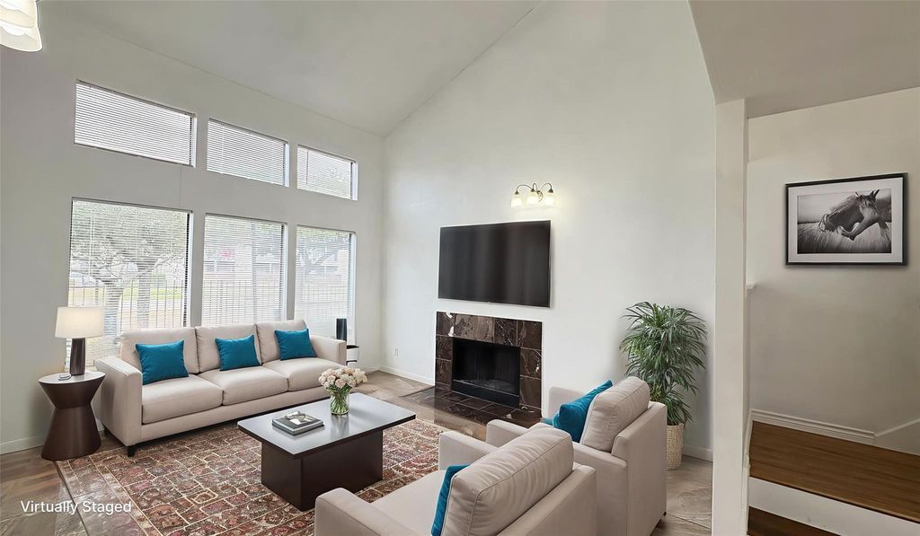 6633 W Airport Boulevard 101, Houston, TX 77035