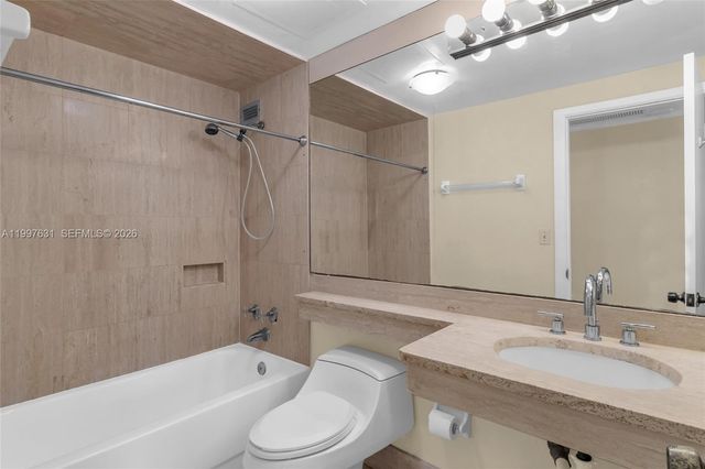 700 Biltmore Way 918, Coral Gables, FL 33134