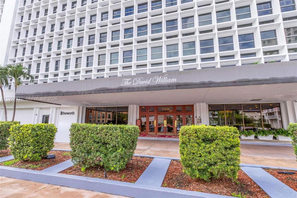 700 Biltmore Way 918, Coral Gables, FL 33134