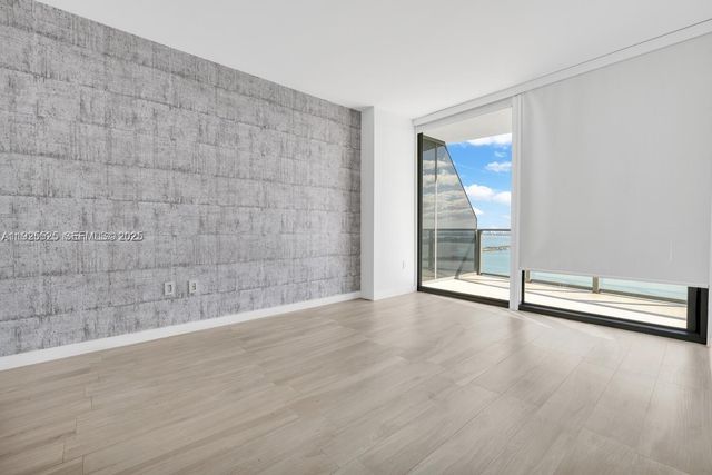 460 NE 28th St 3907, Miami, FL 33137