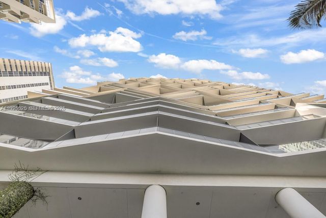 460 NE 28th St 3907, Miami, FL 33137