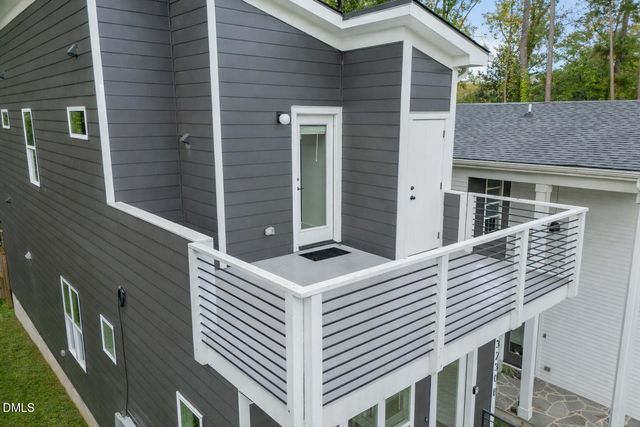 3230 Rowena Avenue Apt B, Durham, NC 27703