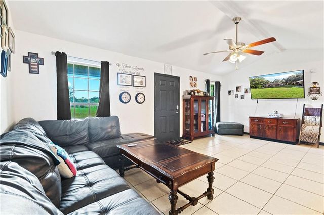 16120A River Park Road, Fairhope, AL 36532