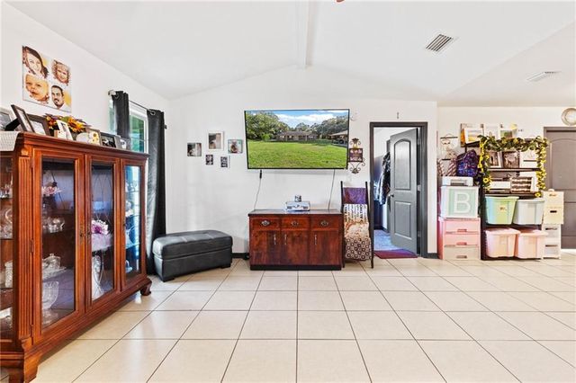 16120A River Park Road, Fairhope, AL 36532