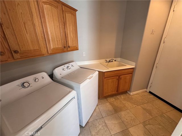 11115 Sun River Court, Apple Valley, CA 92308