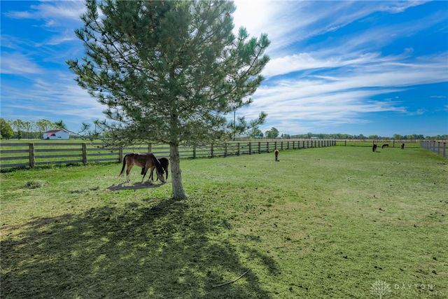 5390 S Rangeline Road, West Milton, OH 45383