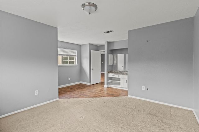 5011 Abercreek Avenue, Friendswood, TX 77546