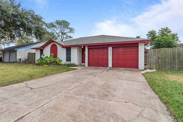 5011 Abercreek Avenue, Friendswood, TX 77546