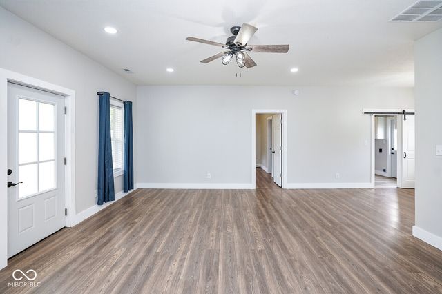 102 E 5th Street, Carthage, IN 46115
