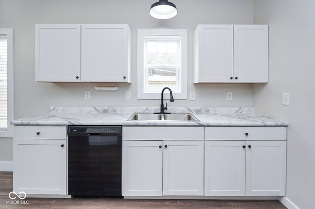 102 E 5th Street, Carthage, IN 46115