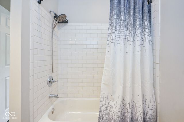102 E 5th Street, Carthage, IN 46115