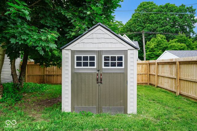 102 E 5th Street, Carthage, IN 46115