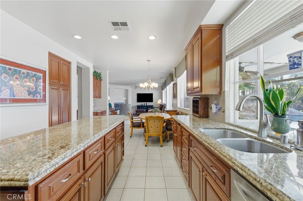 Image 13 of property listing at 1184 Tesoro, Corona, CA 92879