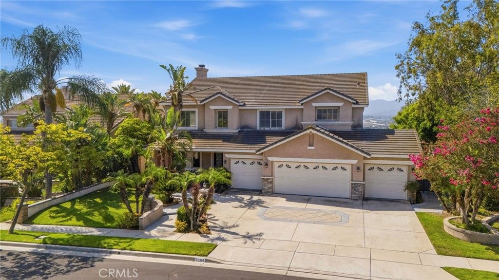 Image 2 of property listing at 1184 Tesoro, Corona, CA 92879