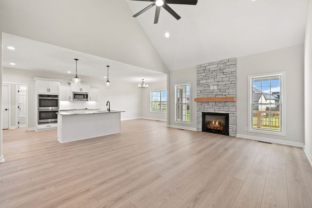 571 Fieldview Way, Clarksville, TN 37043