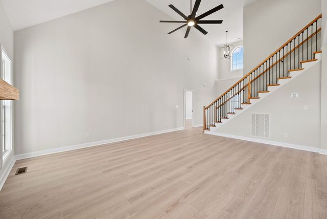571 Fieldview Way, Clarksville, TN 37043