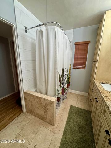 1624 N 11TH Avenue, Phoenix, AZ 85007