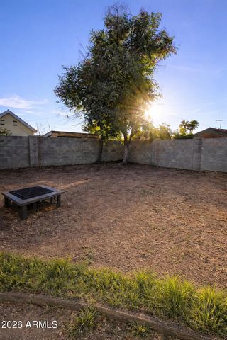 1624 N 11TH Avenue, Phoenix, AZ 85007