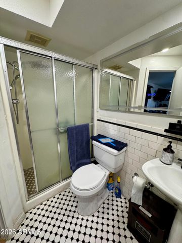 1624 N 11TH Avenue, Phoenix, AZ 85007