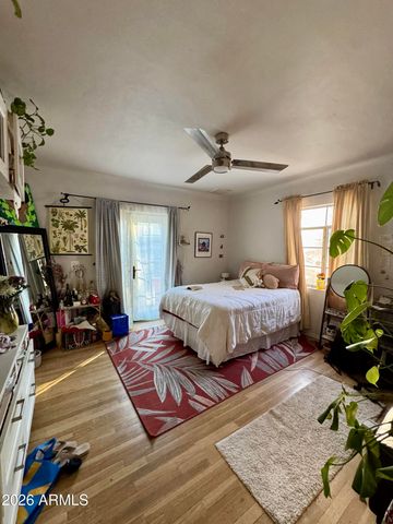 1624 N 11TH Avenue, Phoenix, AZ 85007