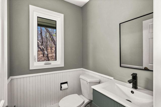 2207 Heather Avenue, Duluth, MN 55803