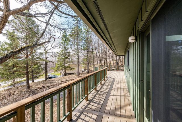 2207 Heather Avenue, Duluth, MN 55803