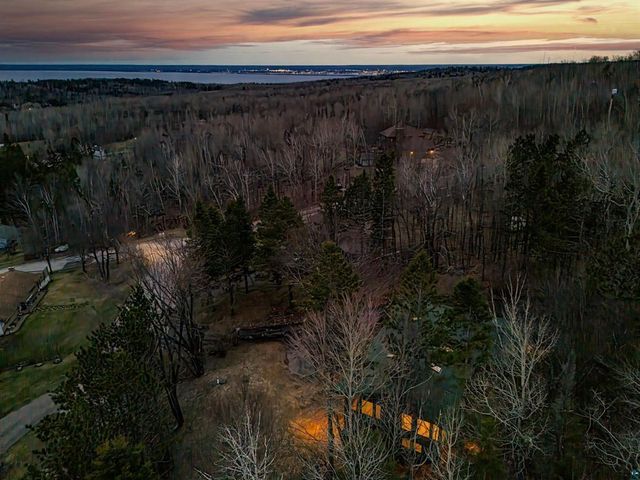 2207 Heather Avenue, Duluth, MN 55803