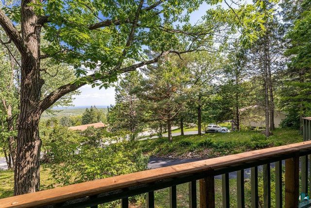 2207 Heather Avenue, Duluth, MN 55803