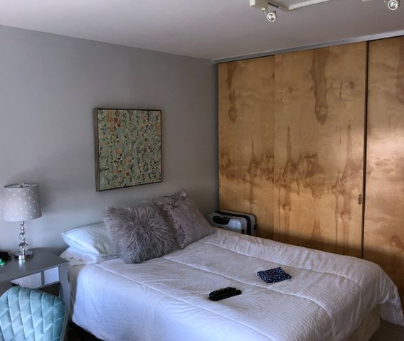 655 W IRVING PARK Road 510, Chicago, IL 60613