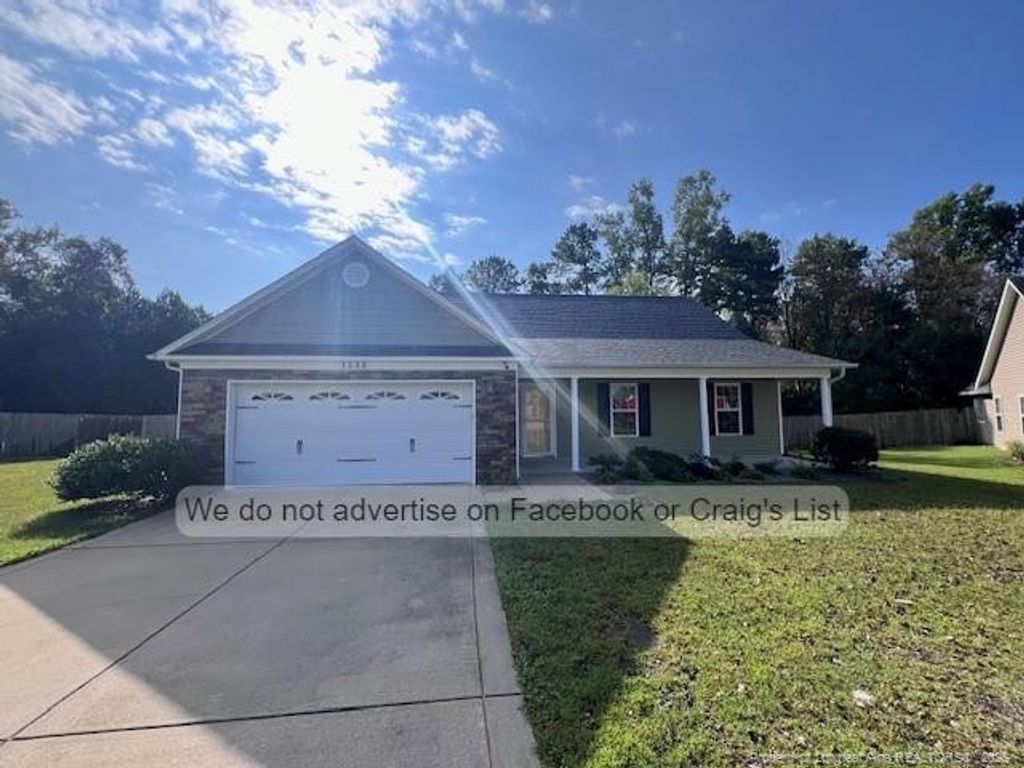 1233 Screech Owl Drive, Hope Mills, NC 28348
