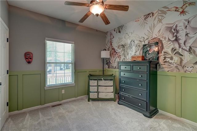 19312 E 8th St Court S, Independence, MO 64056