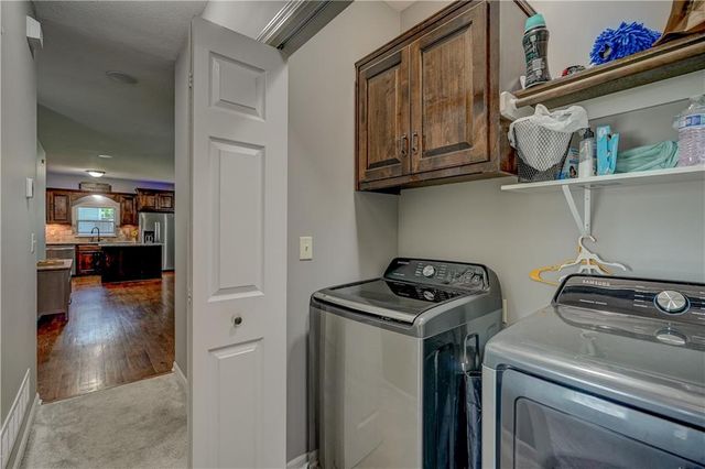 19312 E 8th St Court S, Independence, MO 64056