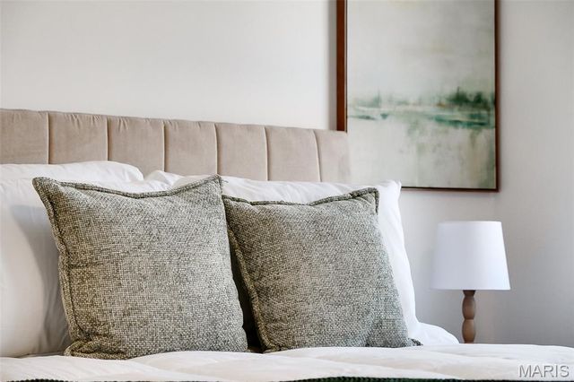 3194 Carefree Lane, Florissant, MO 63033