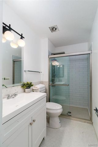 3194 Carefree Lane, Florissant, MO 63033