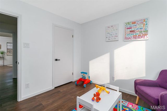 3194 Carefree Lane, Florissant, MO 63033