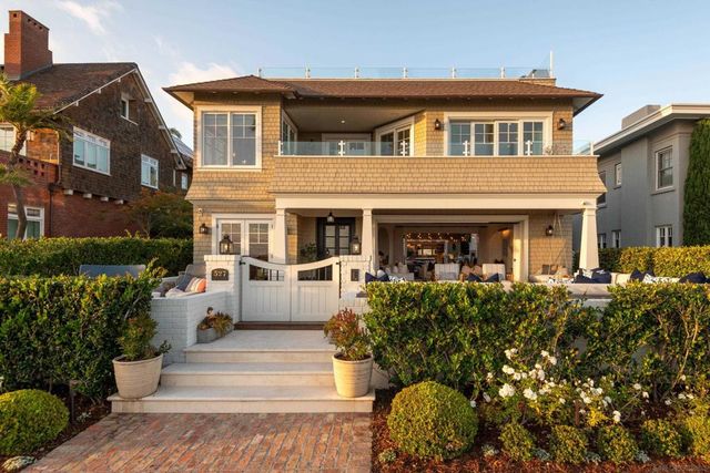 527 Ocean Blvd, Coronado, CA 92118