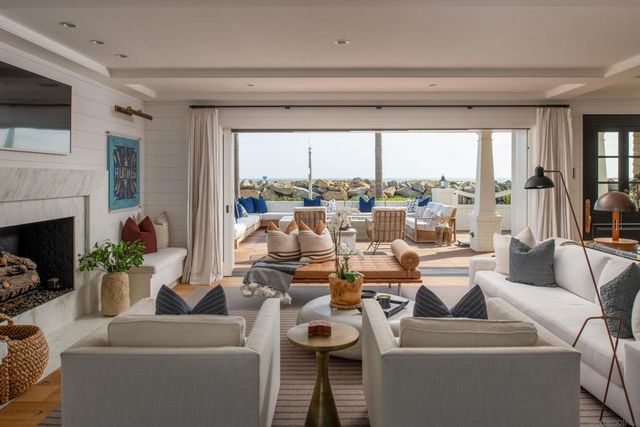 527 Ocean Blvd, Coronado, CA 92118