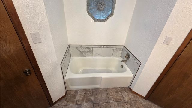 338 Travis Road, Decatur, TX 76234
