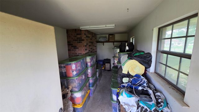 338 Travis Road, Decatur, TX 76234