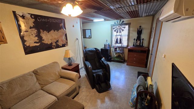 338 Travis Road, Decatur, TX 76234