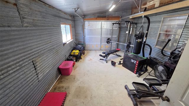 338 Travis Road, Decatur, TX 76234