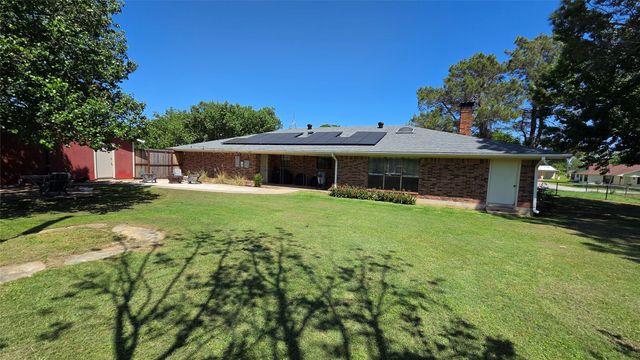 338 Travis Road, Decatur, TX 76234