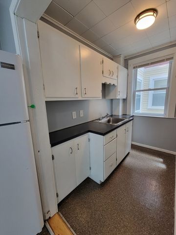 199 Wilder 1, Lowell, MA 01851
