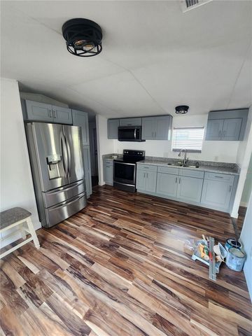 1333 WILKINSON DRIVE, Plant City, FL 33566