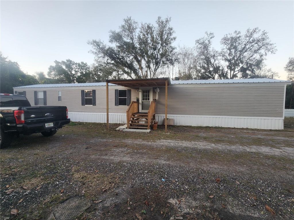 1333 WILKINSON DRIVE, Plant City, FL 33566